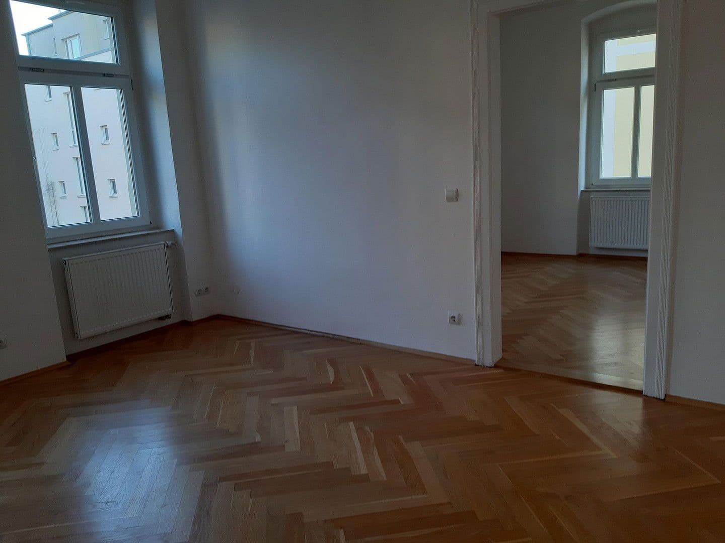 Prenájom bytu 4-izbový 104 m², Rabenauer Strasse 8, Dresden, Sasko Prenájom bytu 4-izbový 104 m², Rabenauer Strasse 8, Dresden, Sasko