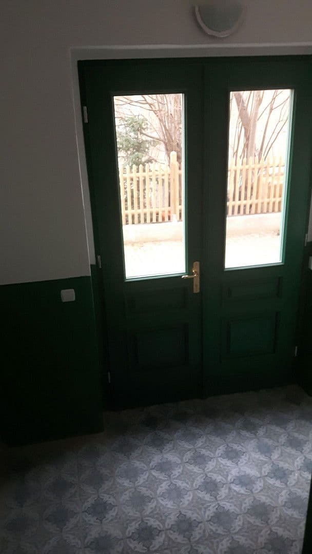 Prenájom bytu 4-izbový 104 m², Rabenauer Strasse 8, Dresden, Sasko Prenájom bytu 4-izbový 104 m², Rabenauer Strasse 8, Dresden, Sasko