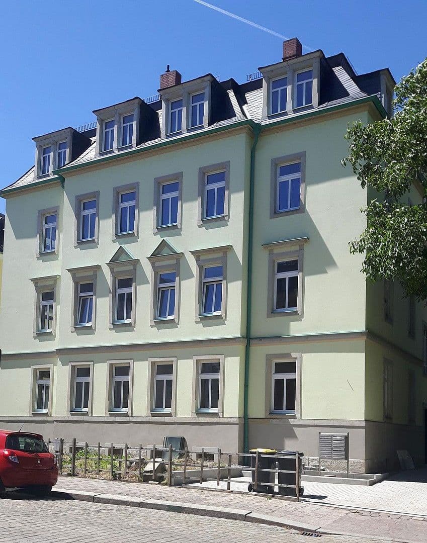Prenájom bytu 4-izbový 104 m², Rabenauer Strasse 8, Dresden, Sasko Prenájom bytu 4-izbový 104 m², Rabenauer Strasse 8, Dresden, Sasko