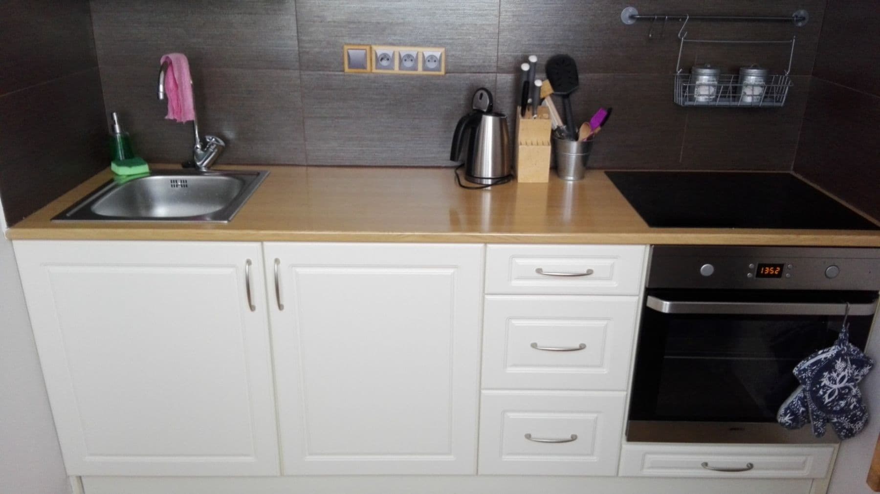 Prenájom bytu 1-izbový 35 m², Červenkova, Praha, Praha Prenájom bytu 1-izbový 35 m², Červenkova, Praha, Praha