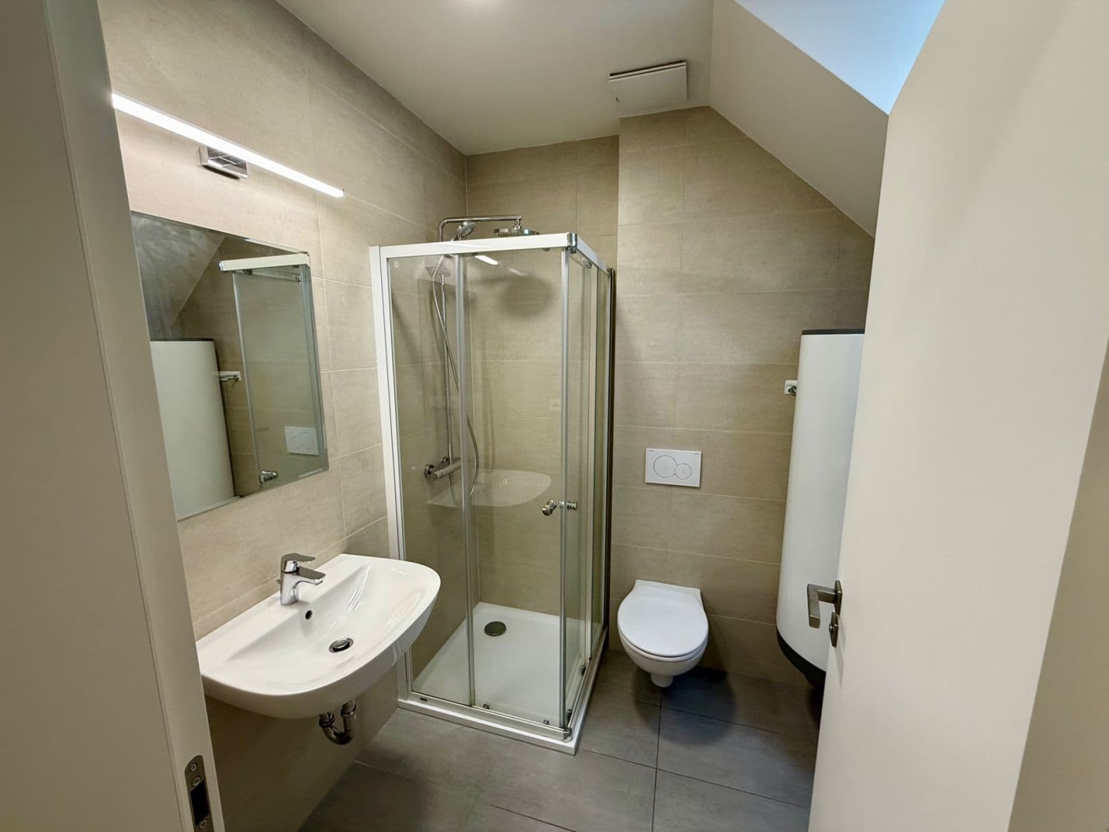 Prenájom bytu 1-izbový 24 m², Pod Rybníkem, Praha, Praha Prenájom bytu 1-izbový 24 m², Pod Rybníkem, Praha, Praha