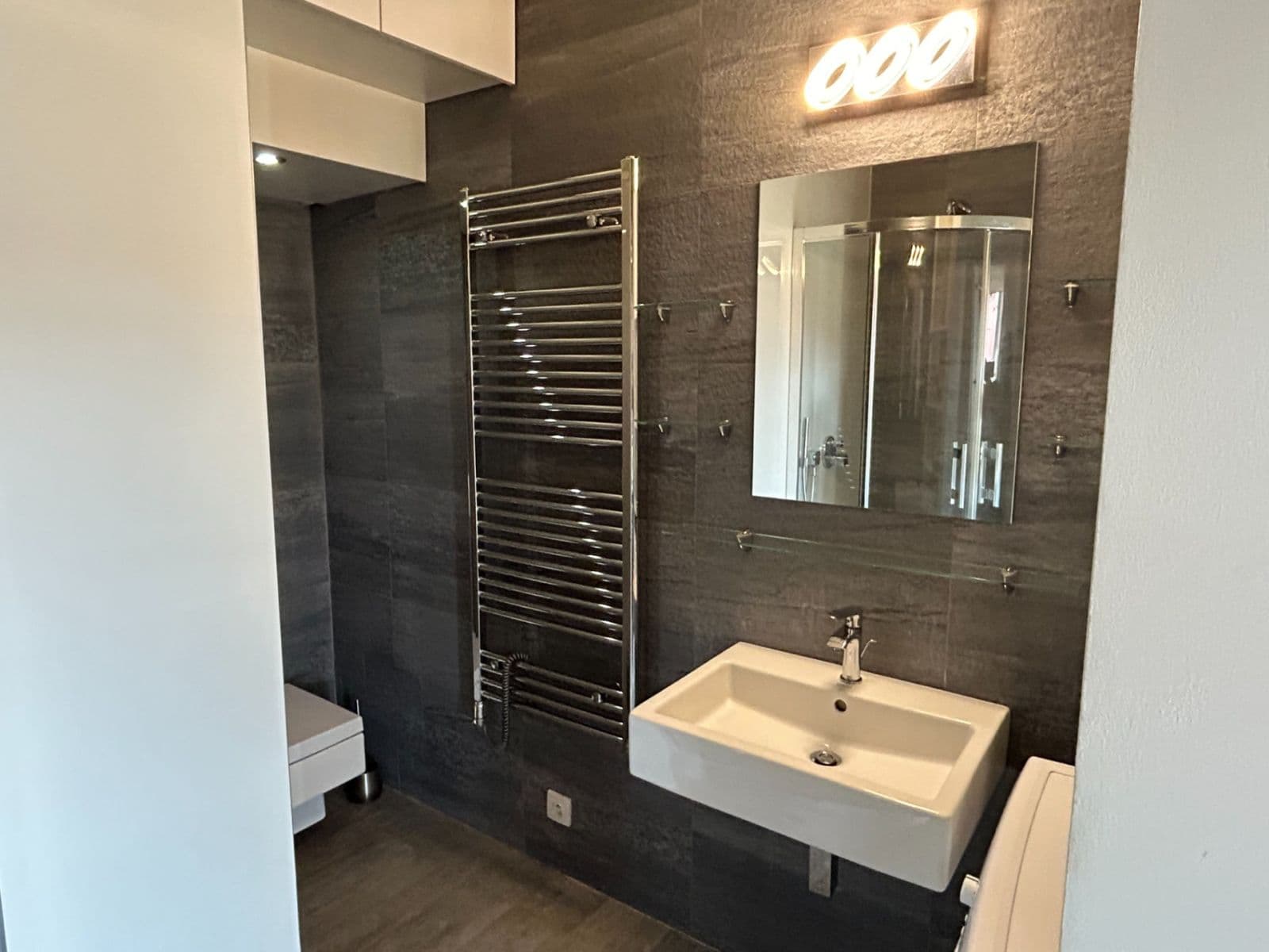 Prenájom bytu 1-izbový 36 m², Radhošťská, Praha, Praha Prenájom bytu 1-izbový 36 m², Radhošťská, Praha, Praha