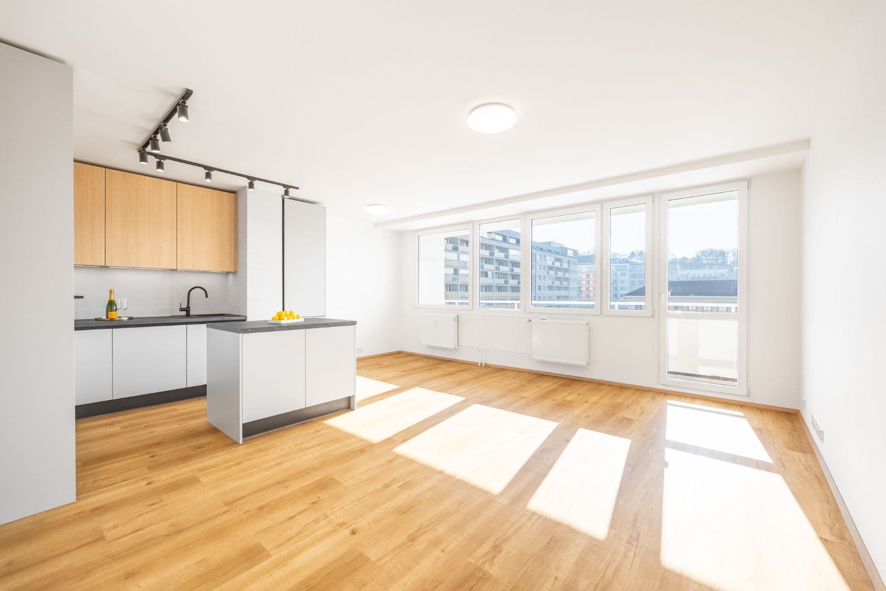 Predaj bytu 3-izbový 79 m², Roháčova, Praha, Praha Predaj bytu 3-izbový 79 m², Roháčova, Praha, Praha