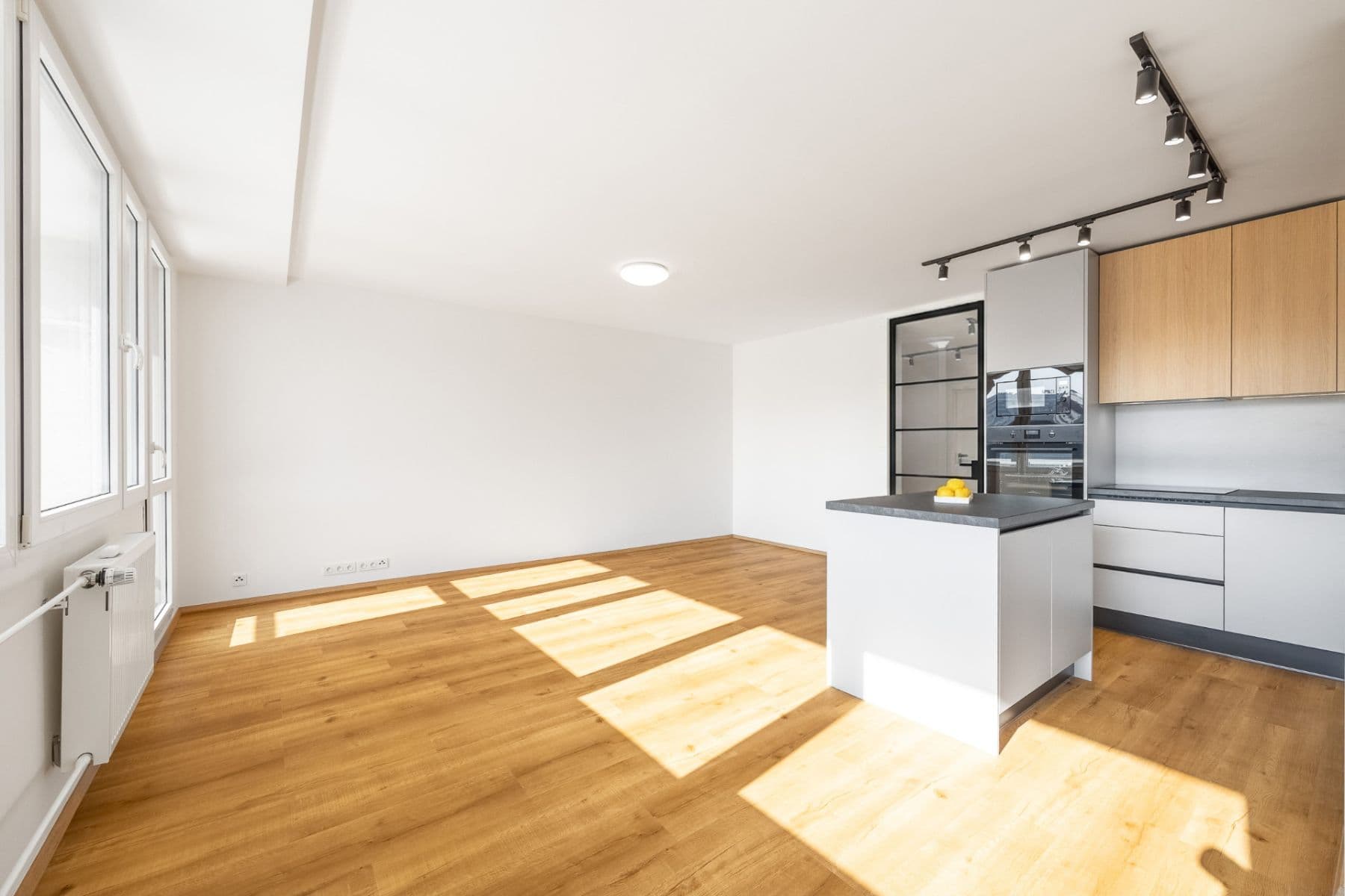 Predaj bytu 3-izbový 79 m², Roháčova, Praha, Praha Predaj bytu 3-izbový 79 m², Roháčova, Praha, Praha