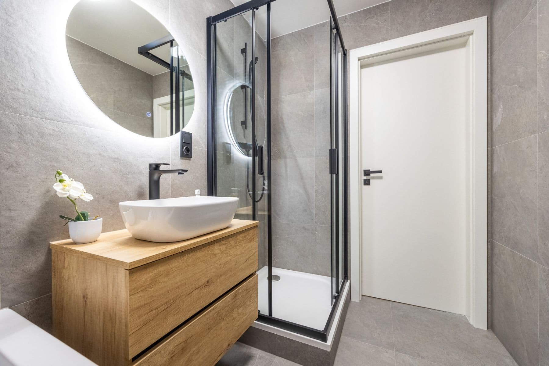 Predaj bytu 3-izbový 79 m², Roháčova, Praha, Praha Predaj bytu 3-izbový 79 m², Roháčova, Praha, Praha