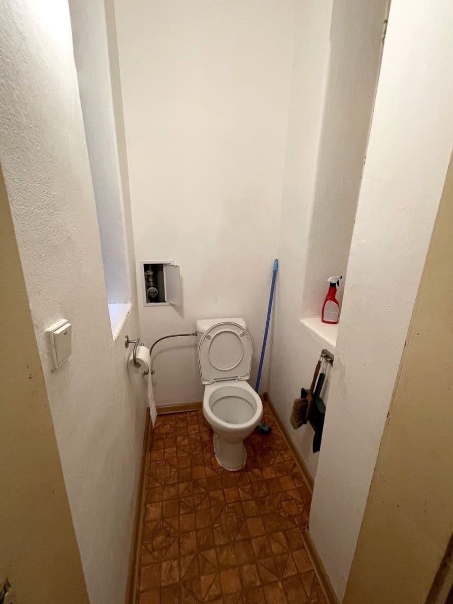 Predaj bytu 2-izbový 60 m², Božkovská, Plzeň, Plzeňský kraj Predaj bytu 2-izbový 60 m², Božkovská, Plzeň, Plzeňský kraj