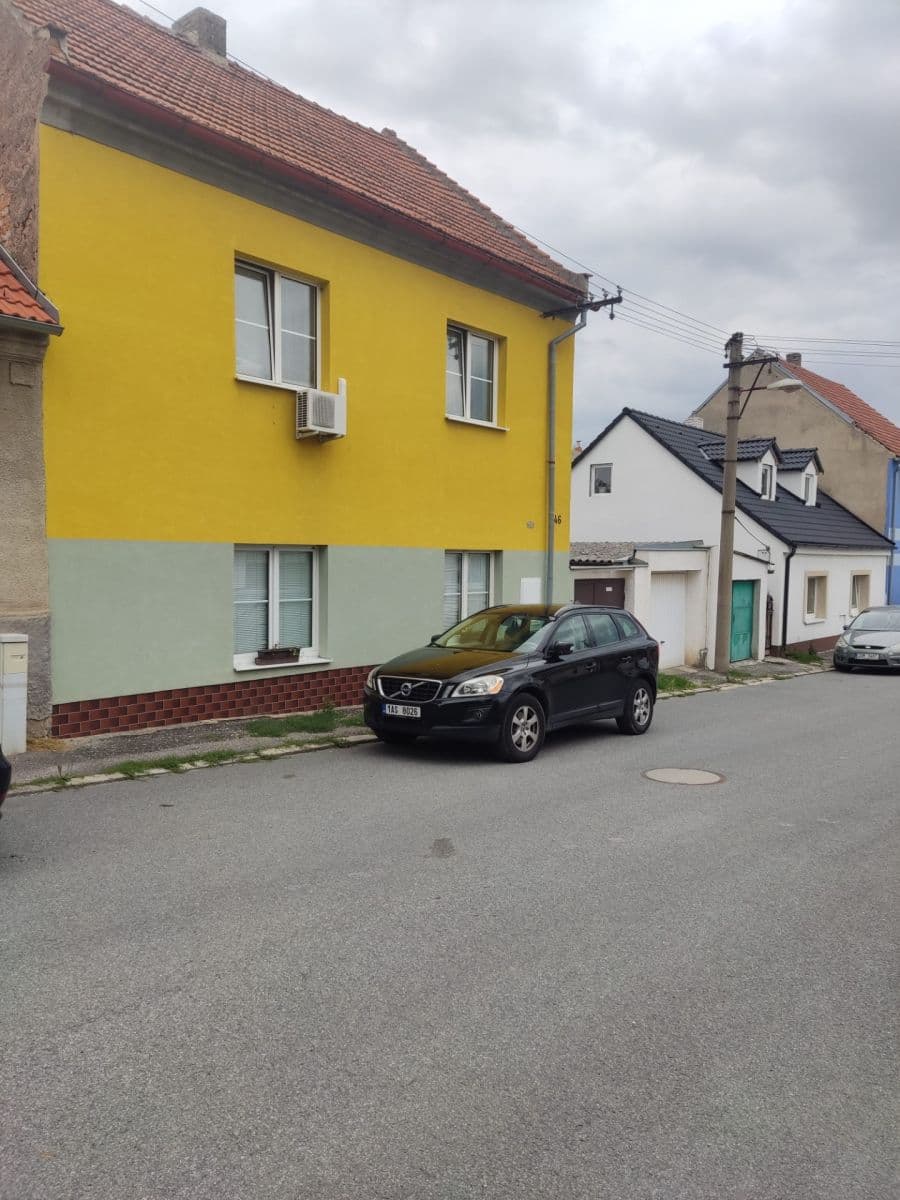 Prenájom domu 190 m², pozemek 374 m², Bratří Karpíšků, Pchery, Středočeský kraj Prenájom domu 190 m², pozemek 374 m², Bratří Karpíšků, Pchery, Středočeský kraj