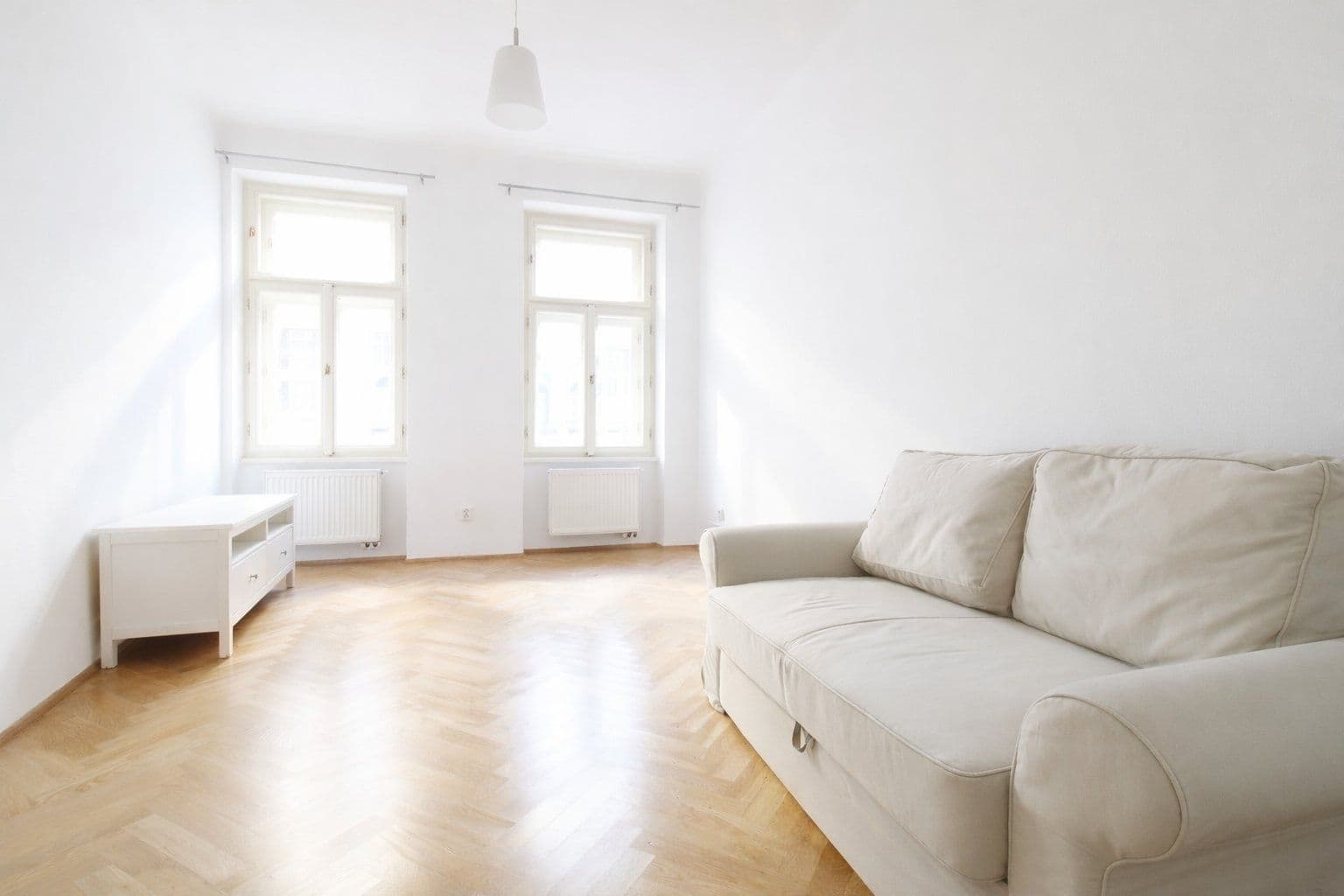 Prenájom bytu 1-izbový 33 m², Heřmanova, Praha, Praha Prenájom bytu 1-izbový 33 m², Heřmanova, Praha, Praha