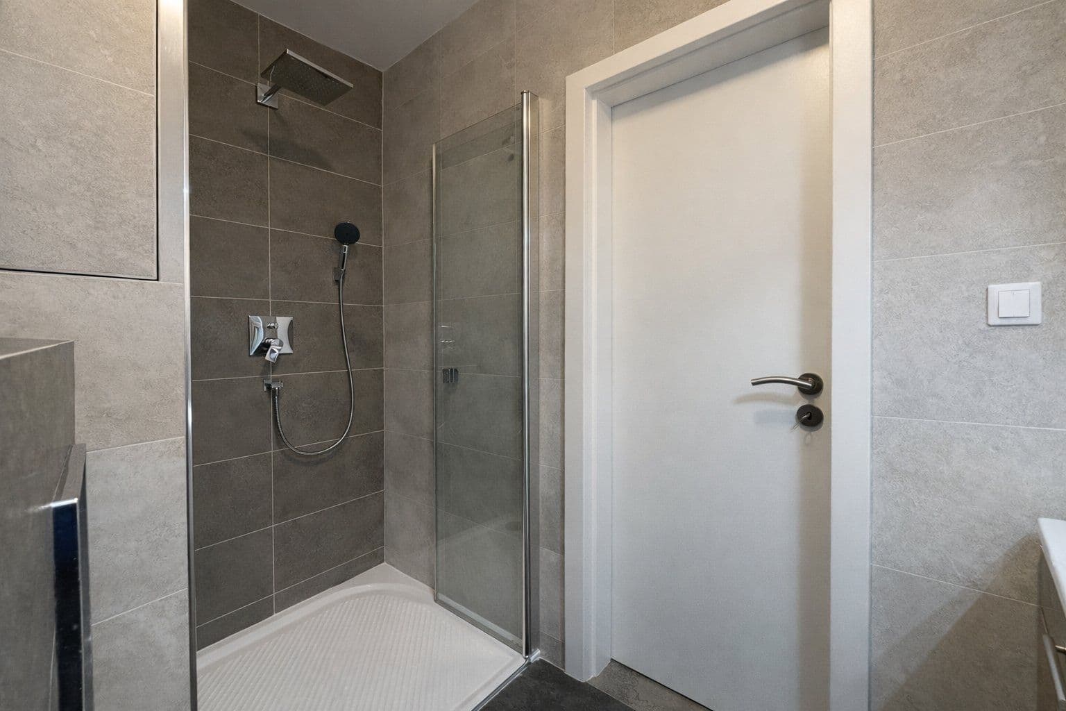 Prenájom bytu 3-izbový 56 m², Svojšovická, Praha, Praha Prenájom bytu 3-izbový 56 m², Svojšovická, Praha, Praha