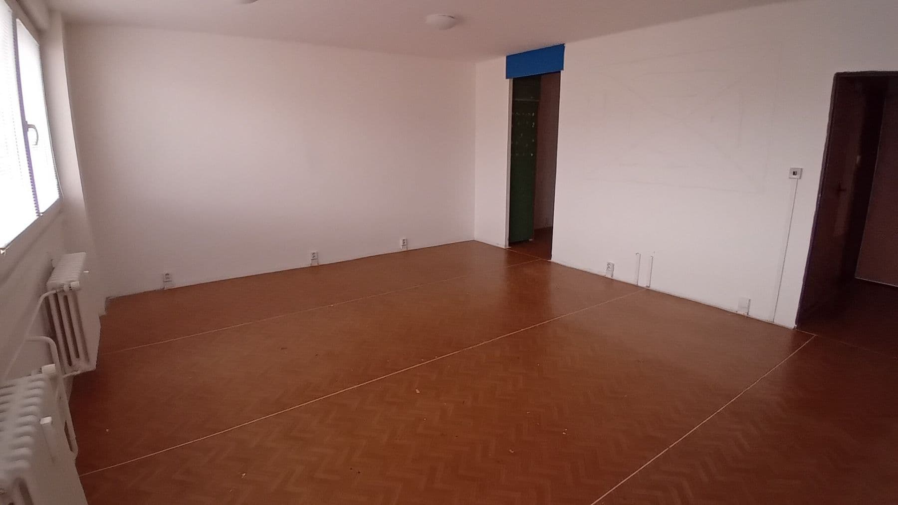 Prenájom nebytového priestoru 38 m², Roháčova, Praha, Praha Prenájom nebytového priestoru 38 m², Roháčova, Praha, Praha