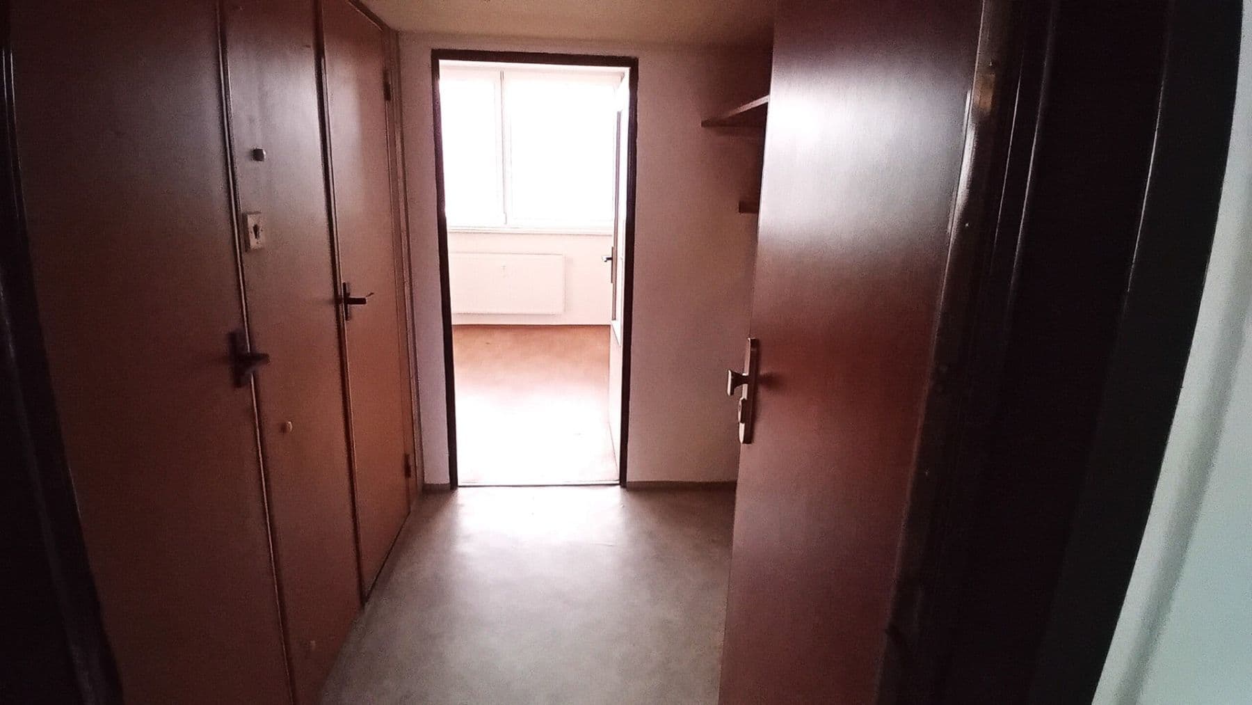 Prenájom nebytového priestoru 32 m², Jeseniova, Praha, Praha Prenájom nebytového priestoru 32 m², Jeseniova, Praha, Praha