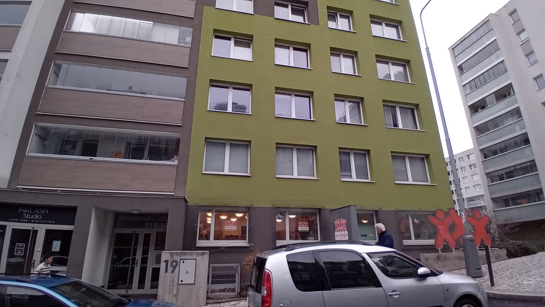 Prenájom nebytového priestoru 32 m², Jeseniova, Praha, Praha Prenájom nebytového priestoru 32 m², Jeseniova, Praha, Praha