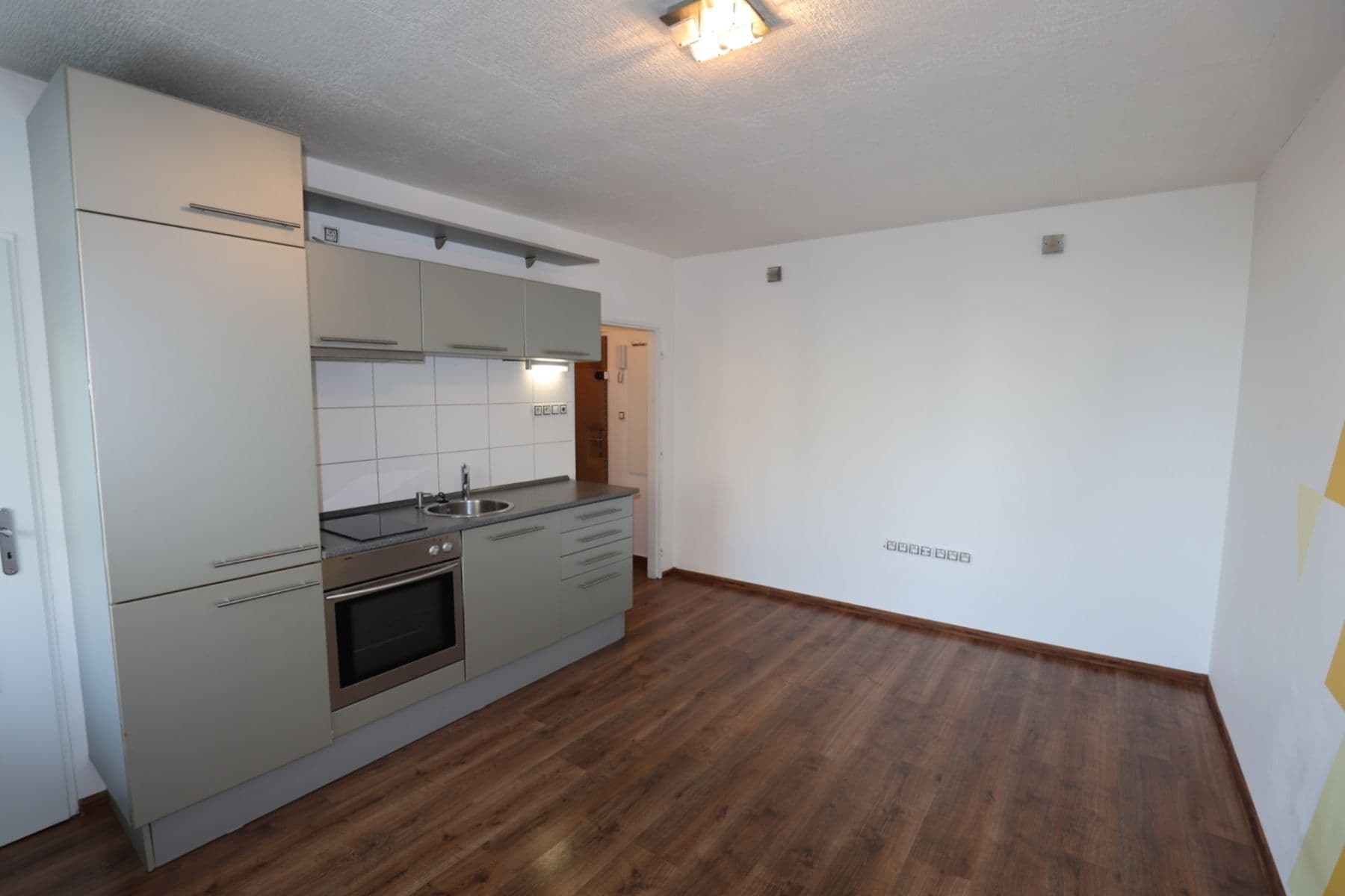 Predaj bytu 2-izbový 33 m², Podle Kačerova, Praha, Praha Predaj bytu 2-izbový 33 m², Podle Kačerova, Praha, Praha