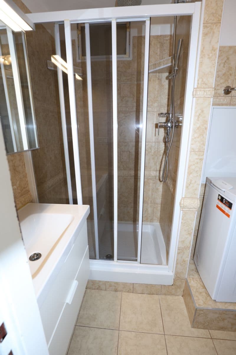 Predaj bytu 2-izbový 33 m², Podle Kačerova, Praha, Praha Predaj bytu 2-izbový 33 m², Podle Kačerova, Praha, Praha