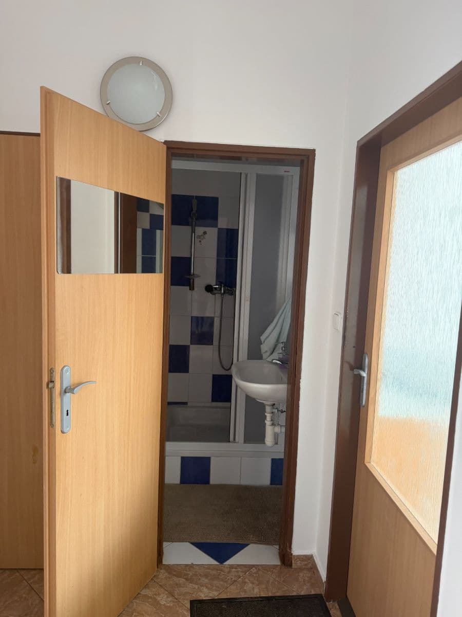 Prenájom nebytového priestoru 20 m², Legionářů, Praha, Praha Prenájom nebytového priestoru 20 m², Legionářů, Praha, Praha