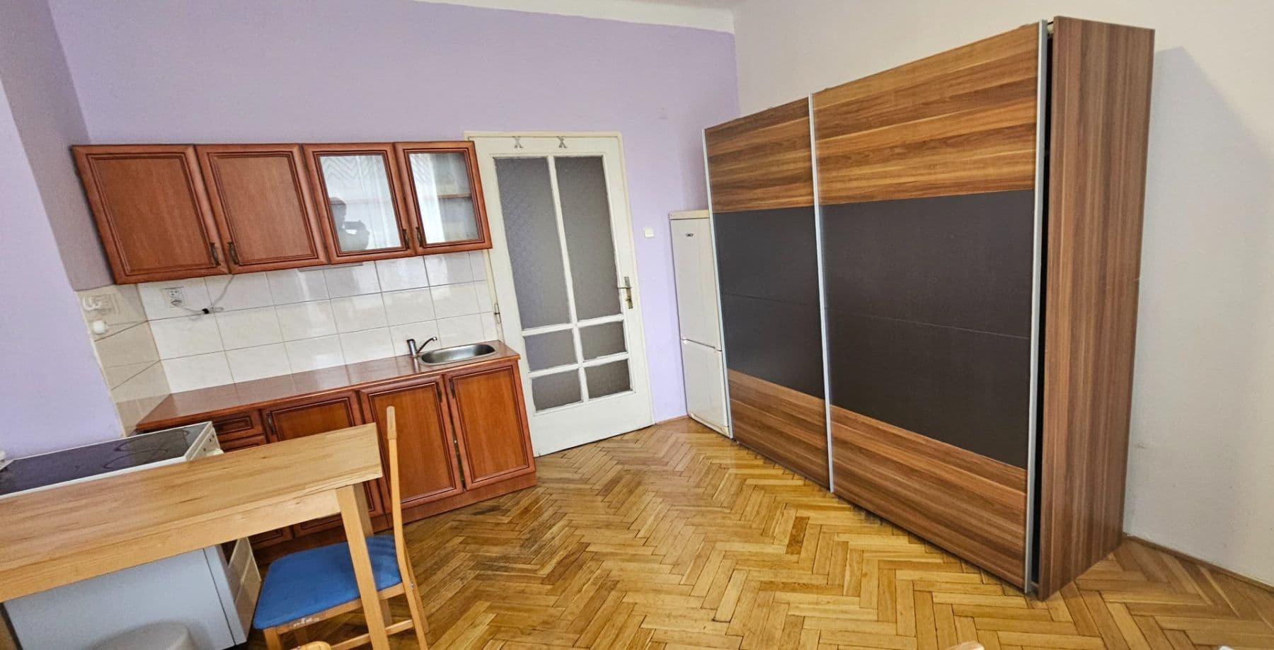 Prenájom bytu 1-izbový 30 m², Jankovcova, Praha, Praha Prenájom bytu 1-izbový 30 m², Jankovcova, Praha, Praha