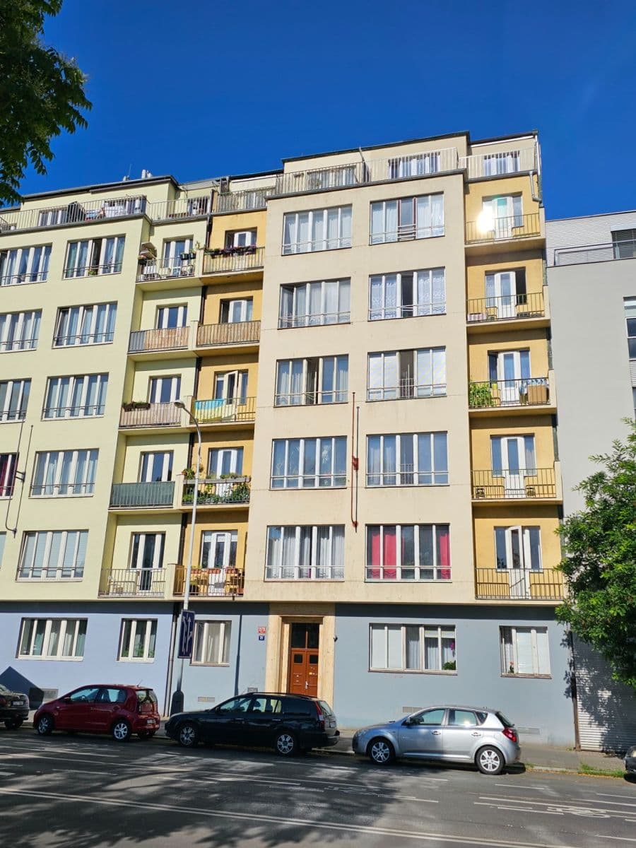 Prenájom bytu 1-izbový 30 m², Jankovcova, Praha, Praha Prenájom bytu 1-izbový 30 m², Jankovcova, Praha, Praha
