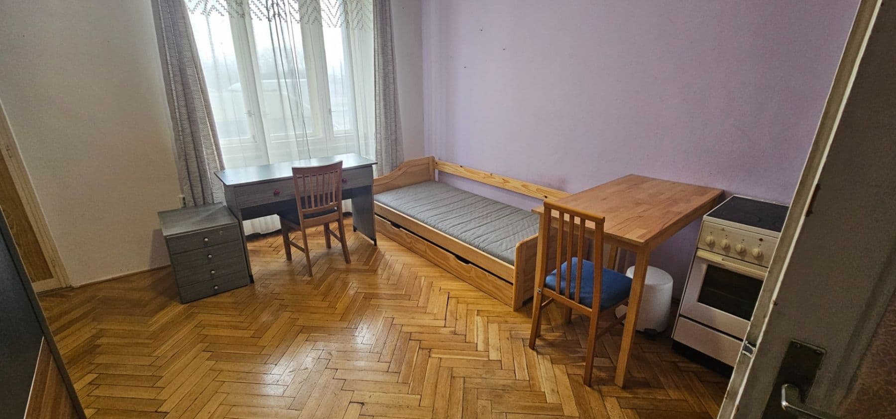 Prenájom bytu 1-izbový 30 m², Jankovcova, Praha, Praha Prenájom bytu 1-izbový 30 m², Jankovcova, Praha, Praha
