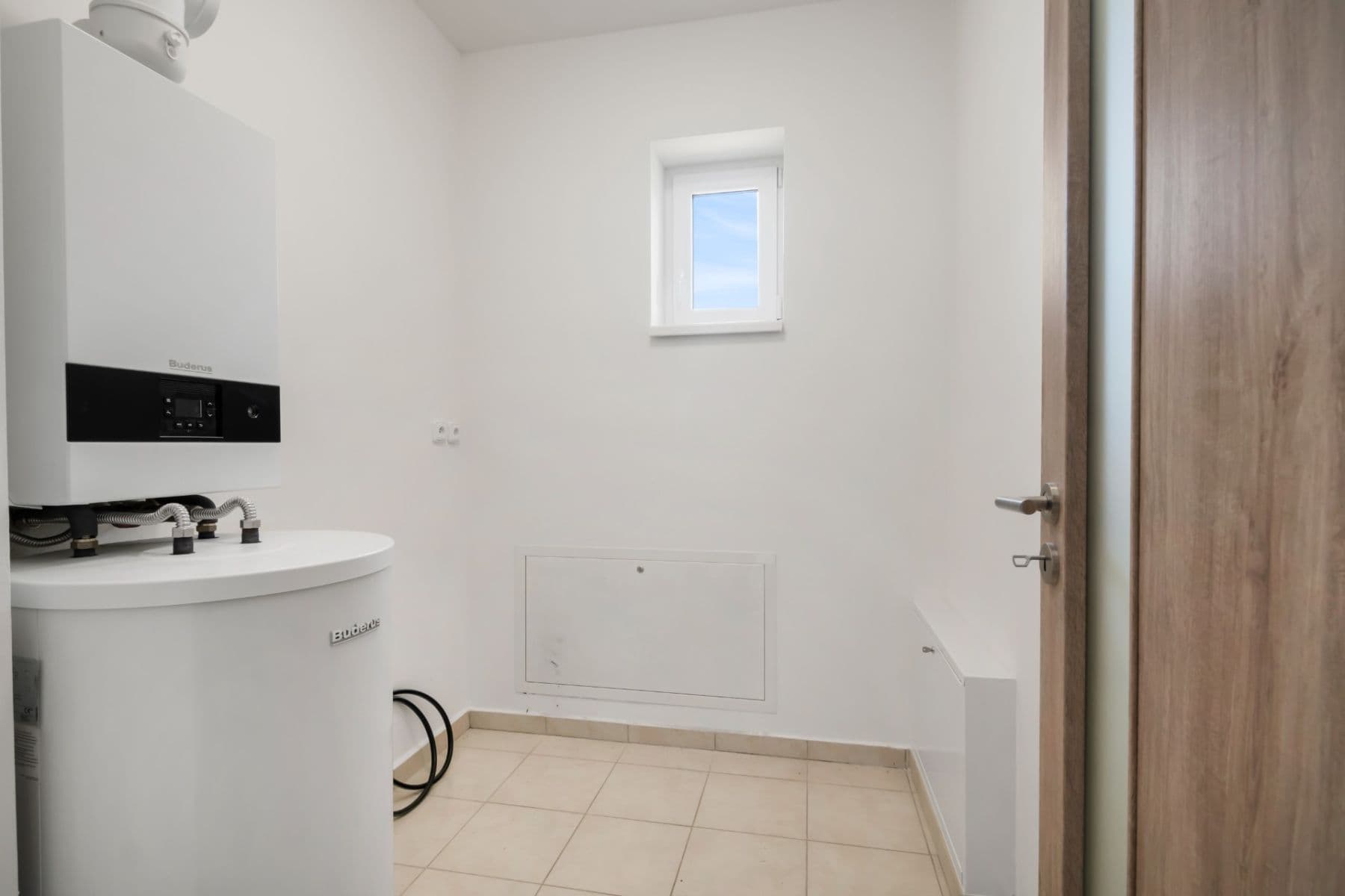 Predaj domu 117 m², pozemek 616 m², Sosnová, Mukařov, Středočeský kraj Predaj domu 117 m², pozemek 616 m², Sosnová, Mukařov, Středočeský kraj