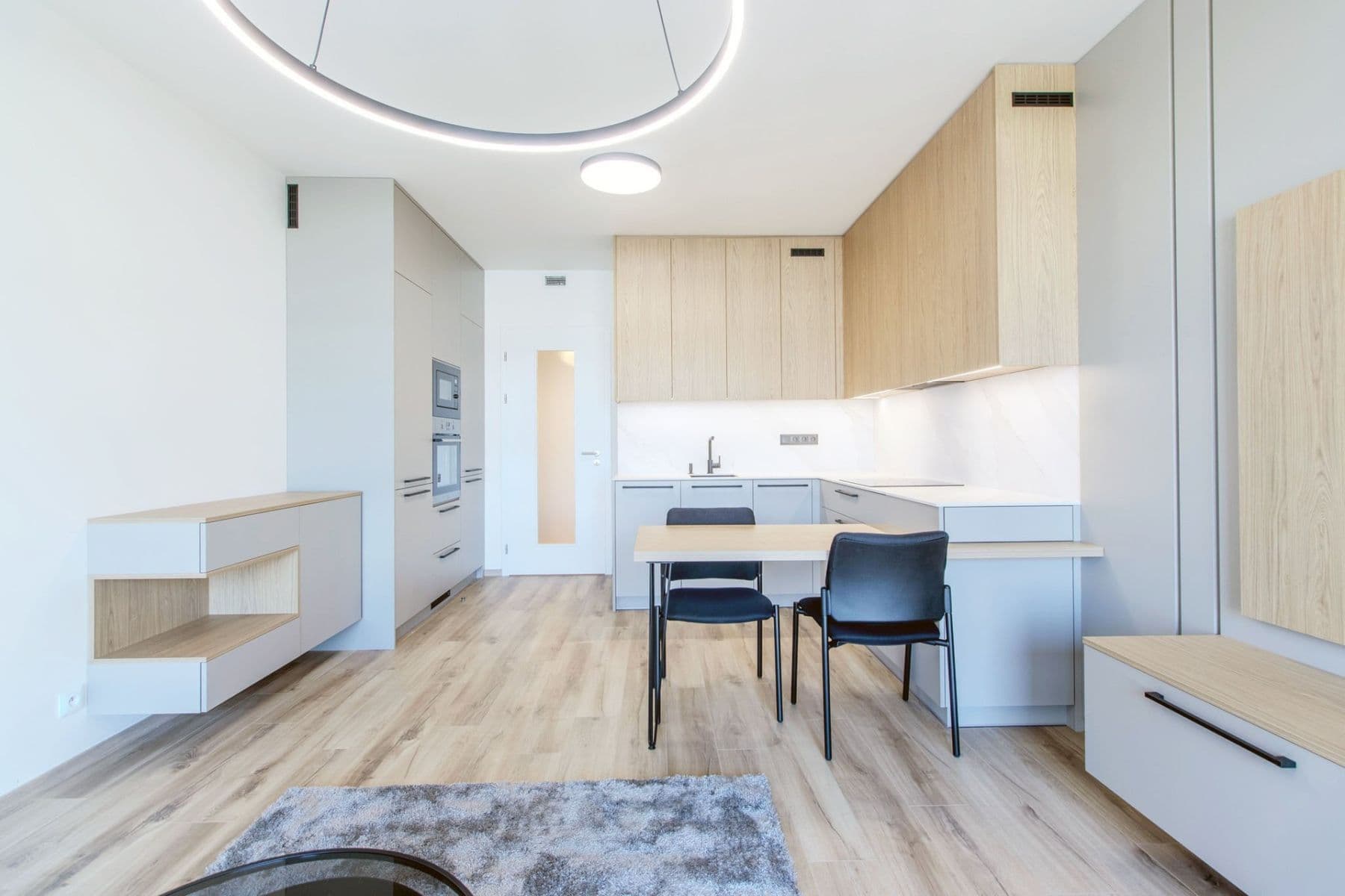 Prenájom bytu 1-izbový 32 m², Poděbradská, Praha, Praha Prenájom bytu 1-izbový 32 m², Poděbradská, Praha, Praha