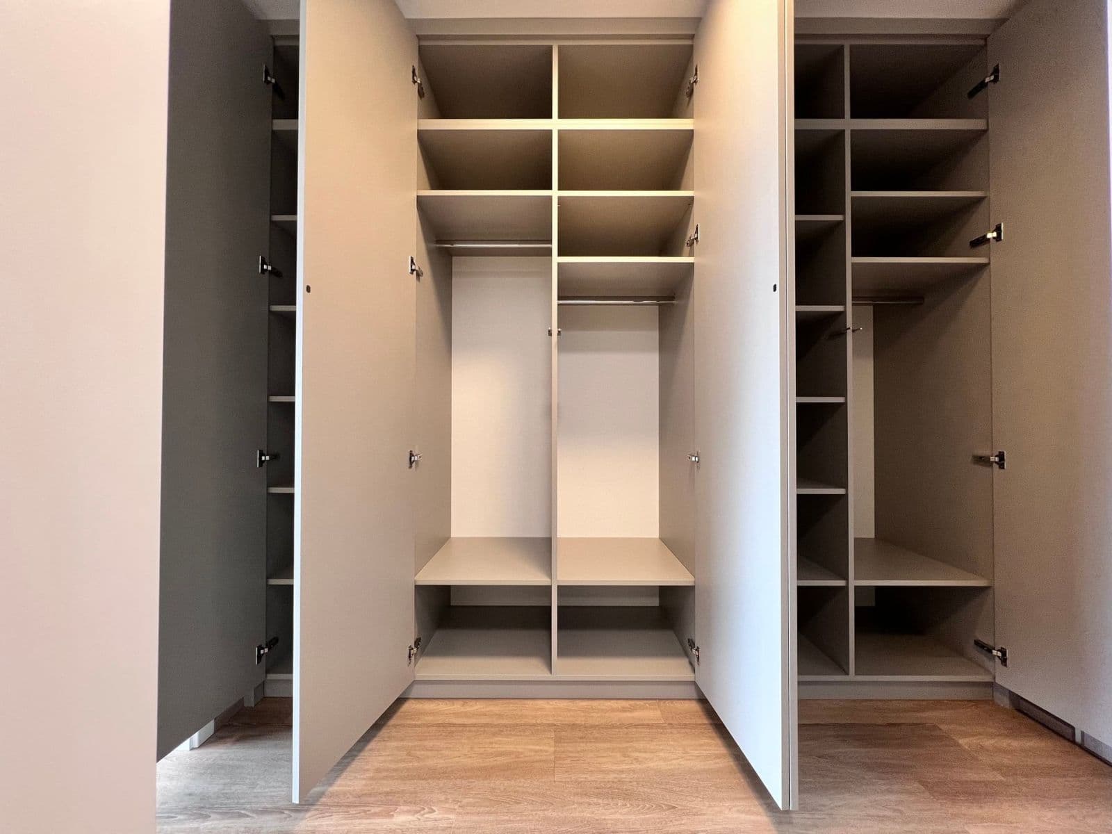 Prenájom bytu 1-izbový 32 m², Poděbradská, Praha, Praha Prenájom bytu 1-izbový 32 m², Poděbradská, Praha, Praha