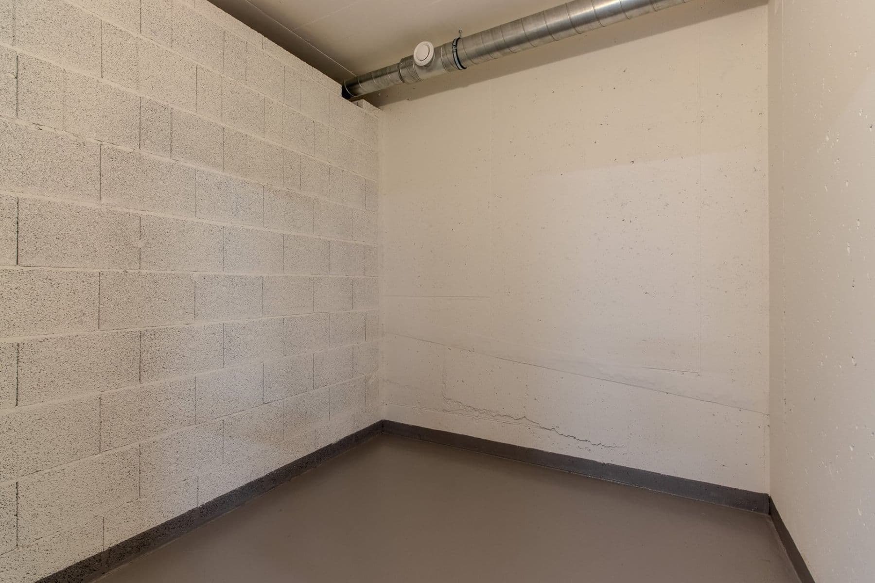 Prenájom bytu 1-izbový 32 m², Poděbradská, Praha, Praha Prenájom bytu 1-izbový 32 m², Poděbradská, Praha, Praha