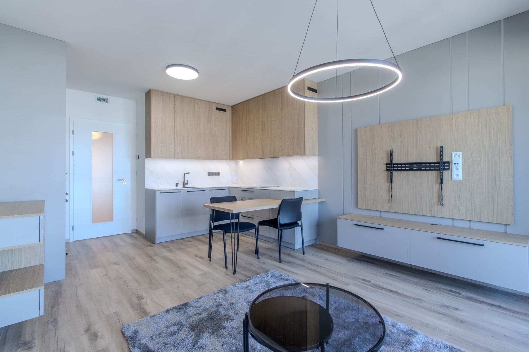 Prenájom bytu 1-izbový 32 m², Poděbradská, Praha, Praha Prenájom bytu 1-izbový 32 m², Poděbradská, Praha, Praha