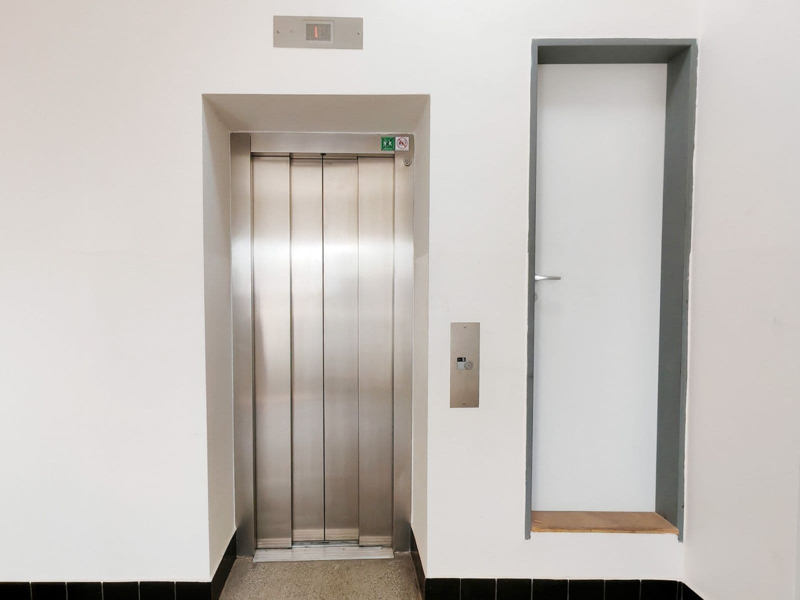 Prenájom bytu 2-izbový 52 m², Na Stezce, Praha, Praha Prenájom bytu 2-izbový 52 m², Na Stezce, Praha, Praha