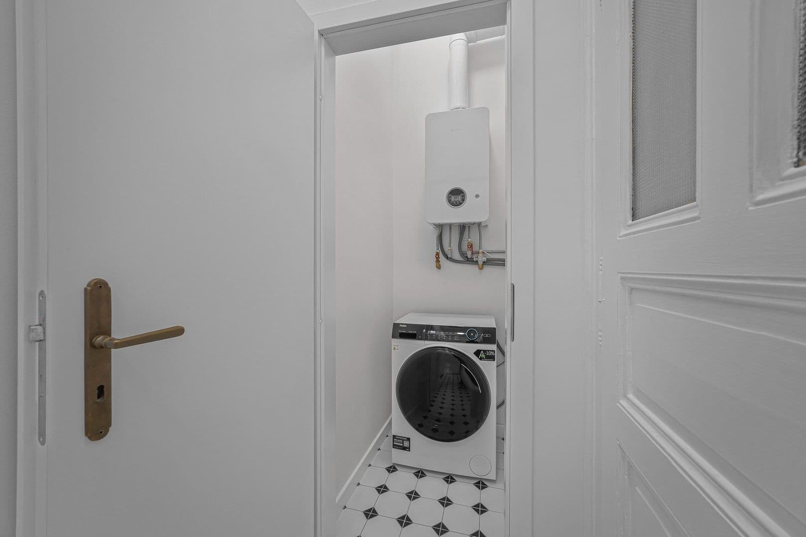 Prenájom bytu 2-izbový 73 m², Jana Zajíce, Praha, Praha Prenájom bytu 2-izbový 73 m², Jana Zajíce, Praha, Praha