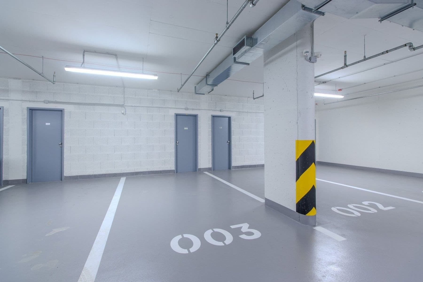 Prenájom garáže 15 m², Poděbradská, Praha, Praha Prenájom garáže 15 m², Poděbradská, Praha, Praha
