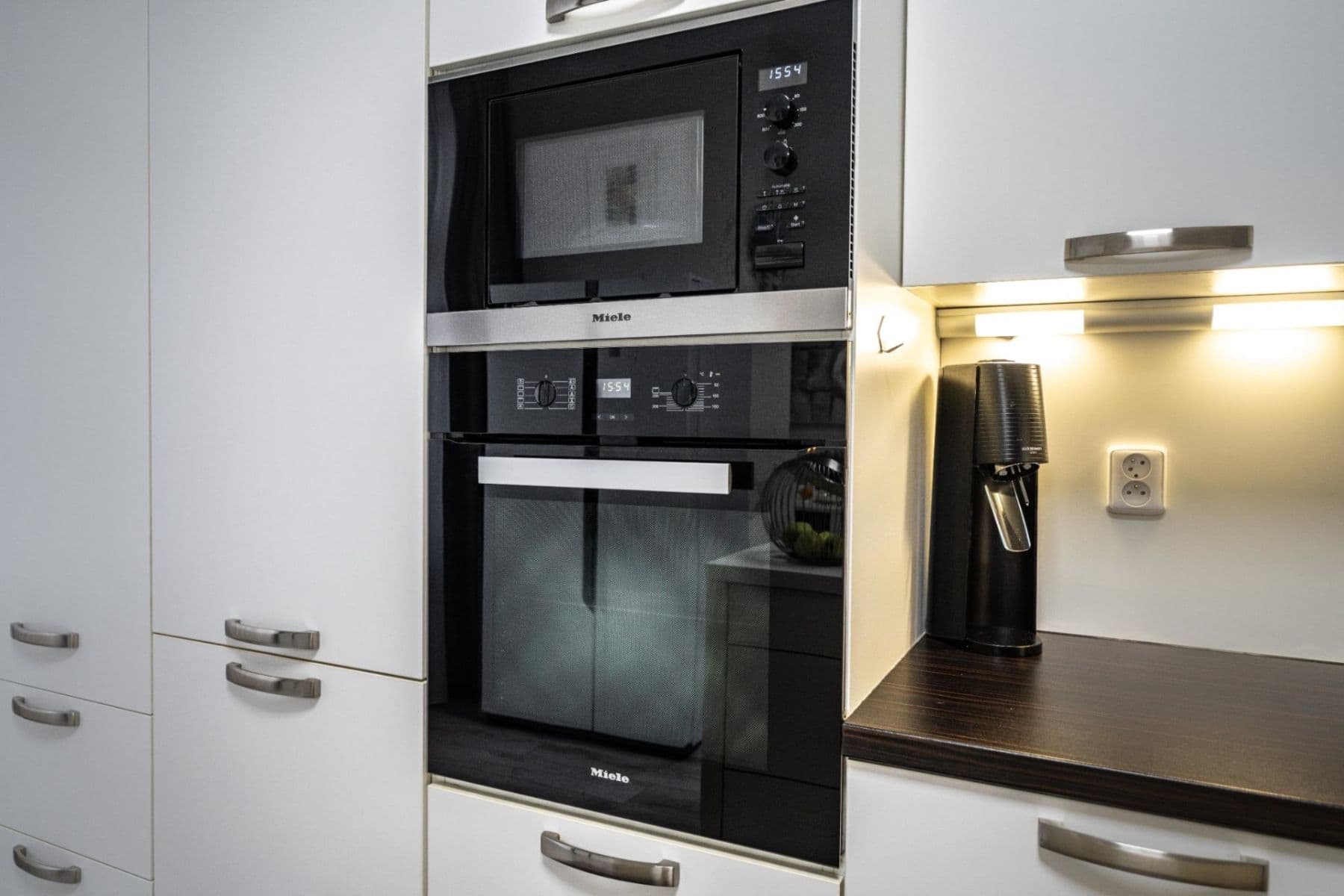 Prenájom bytu 3-izbový 87 m², Sokolovská, Praha, Praha Prenájom bytu 3-izbový 87 m², Sokolovská, Praha, Praha