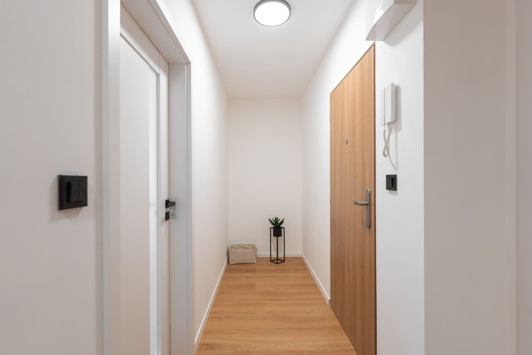 Prenájom bytu 2-izbový 48 m², Štětínská, Praha, Praha Prenájom bytu 2-izbový 48 m², Štětínská, Praha, Praha