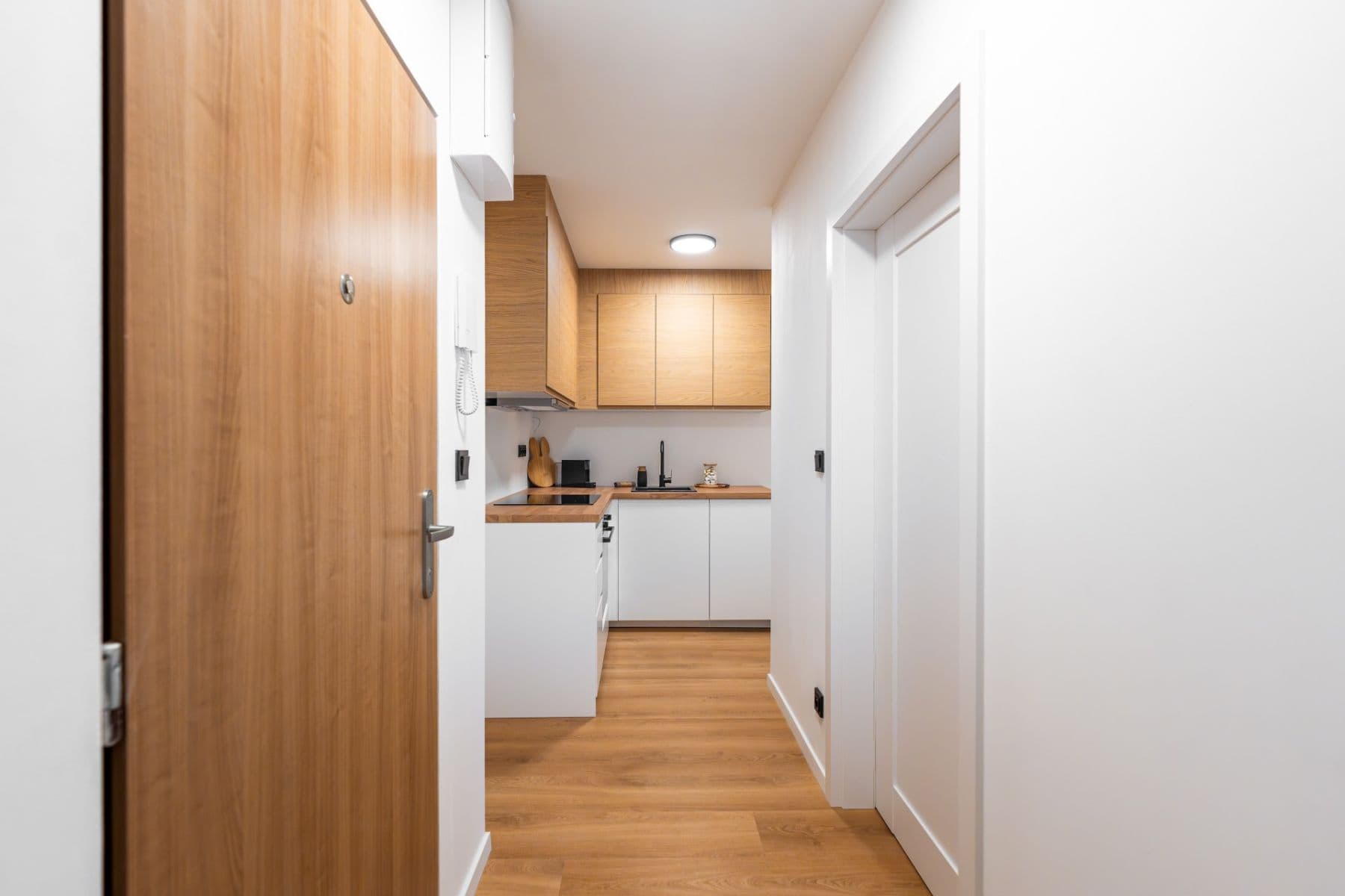 Prenájom bytu 2-izbový 48 m², Štětínská, Praha, Praha Prenájom bytu 2-izbový 48 m², Štětínská, Praha, Praha