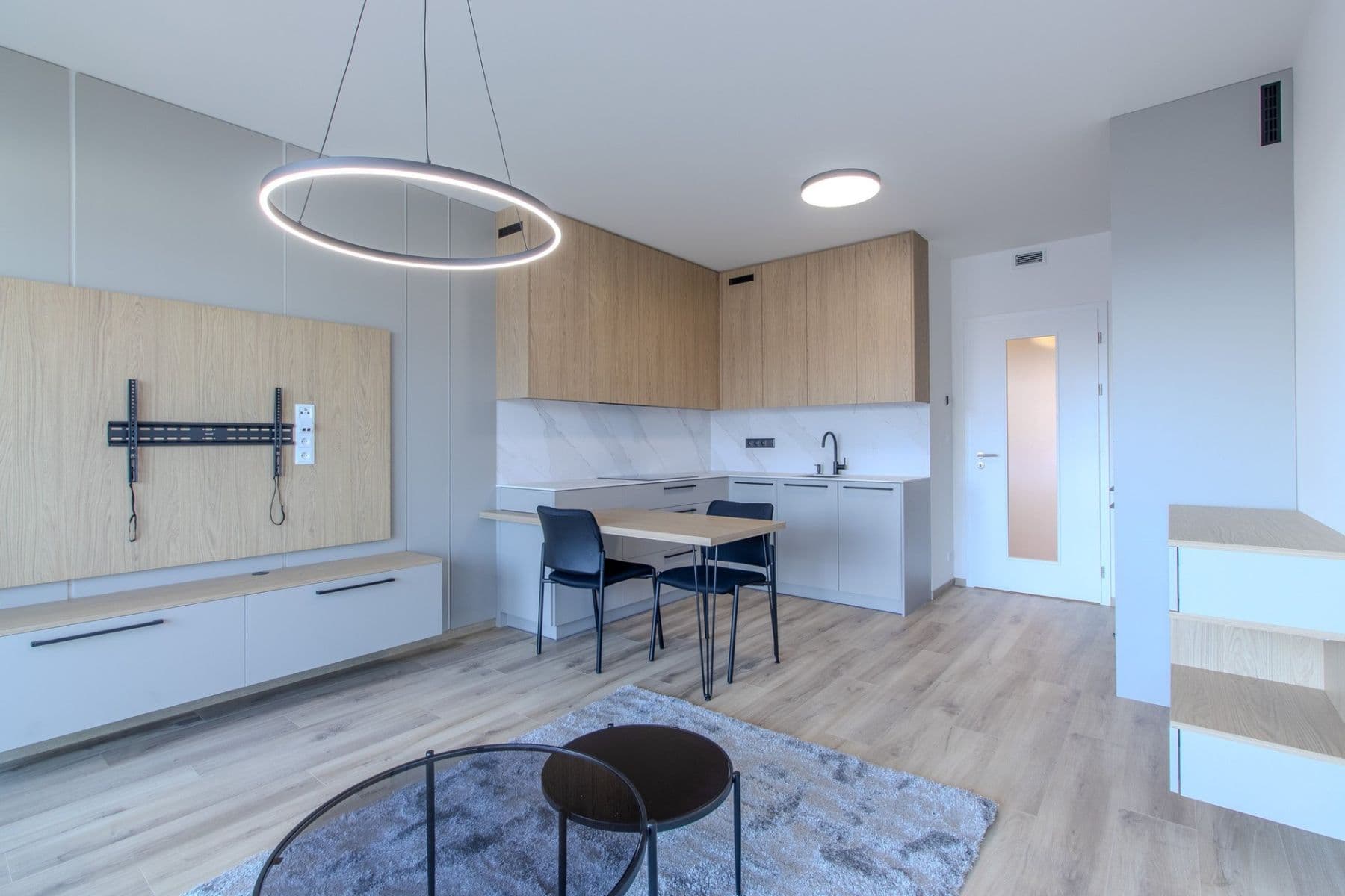 Prenájom bytu 1-izbový 32 m², Poděbradská, Praha, Praha Prenájom bytu 1-izbový 32 m², Poděbradská, Praha, Praha