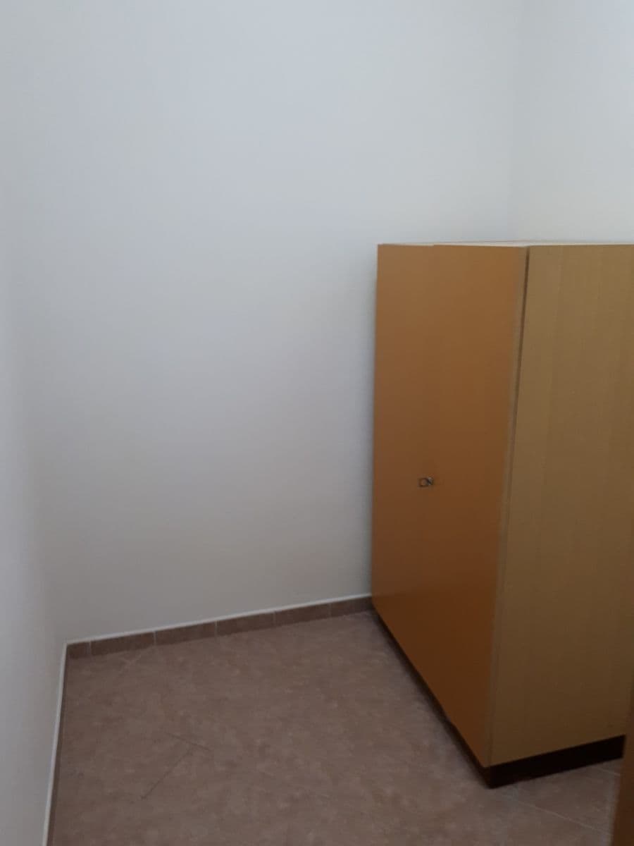 Prenájom bytu 2-izbový 84 m², Za Pohořelcem, Praha, Praha Prenájom bytu 2-izbový 84 m², Za Pohořelcem, Praha, Praha