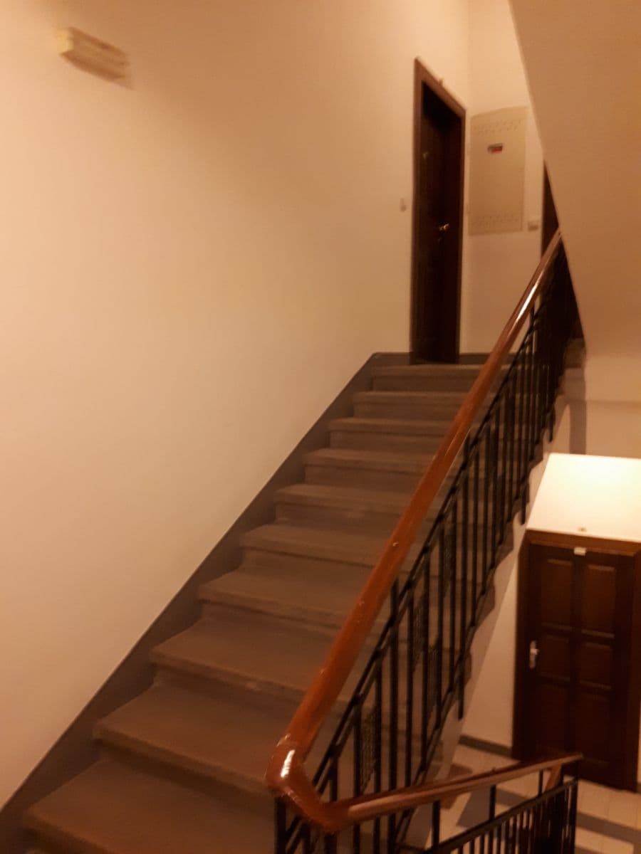 Prenájom bytu 2-izbový 84 m², Za Pohořelcem, Praha, Praha Prenájom bytu 2-izbový 84 m², Za Pohořelcem, Praha, Praha