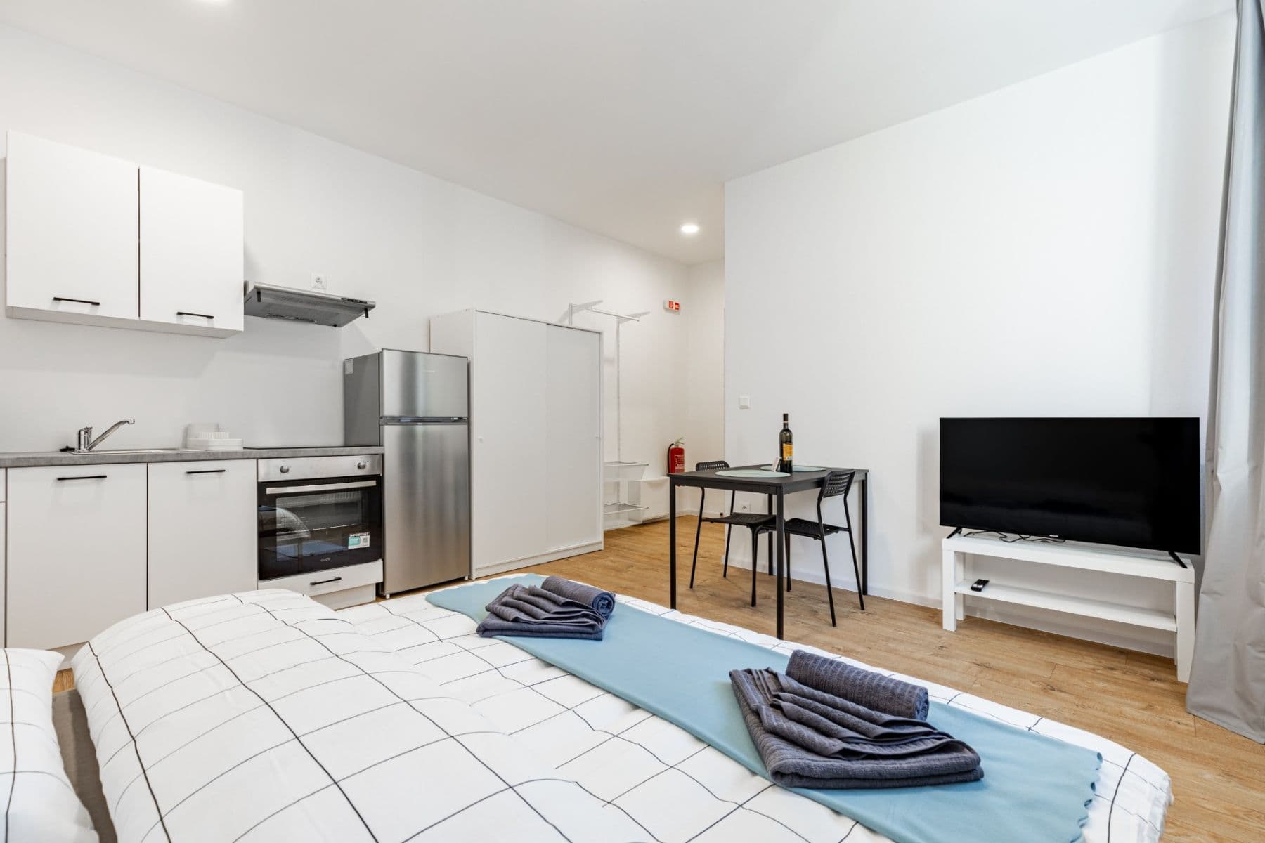 Prenájom bytu 1-izbový 30 m², Levická, Ružinov, Bratislavský kraj Prenájom bytu 1-izbový 30 m², Levická, Ružinov, Bratislavský kraj