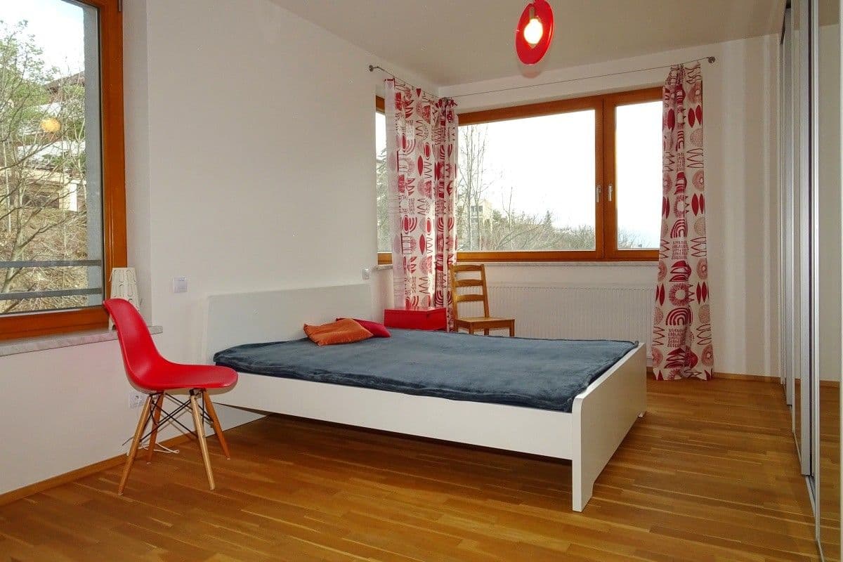 Prenájom bytu 2-izbový 54 m², Na Vysoké Ⅰ, Praha, Praha Prenájom bytu 2-izbový 54 m², Na Vysoké Ⅰ, Praha, Praha