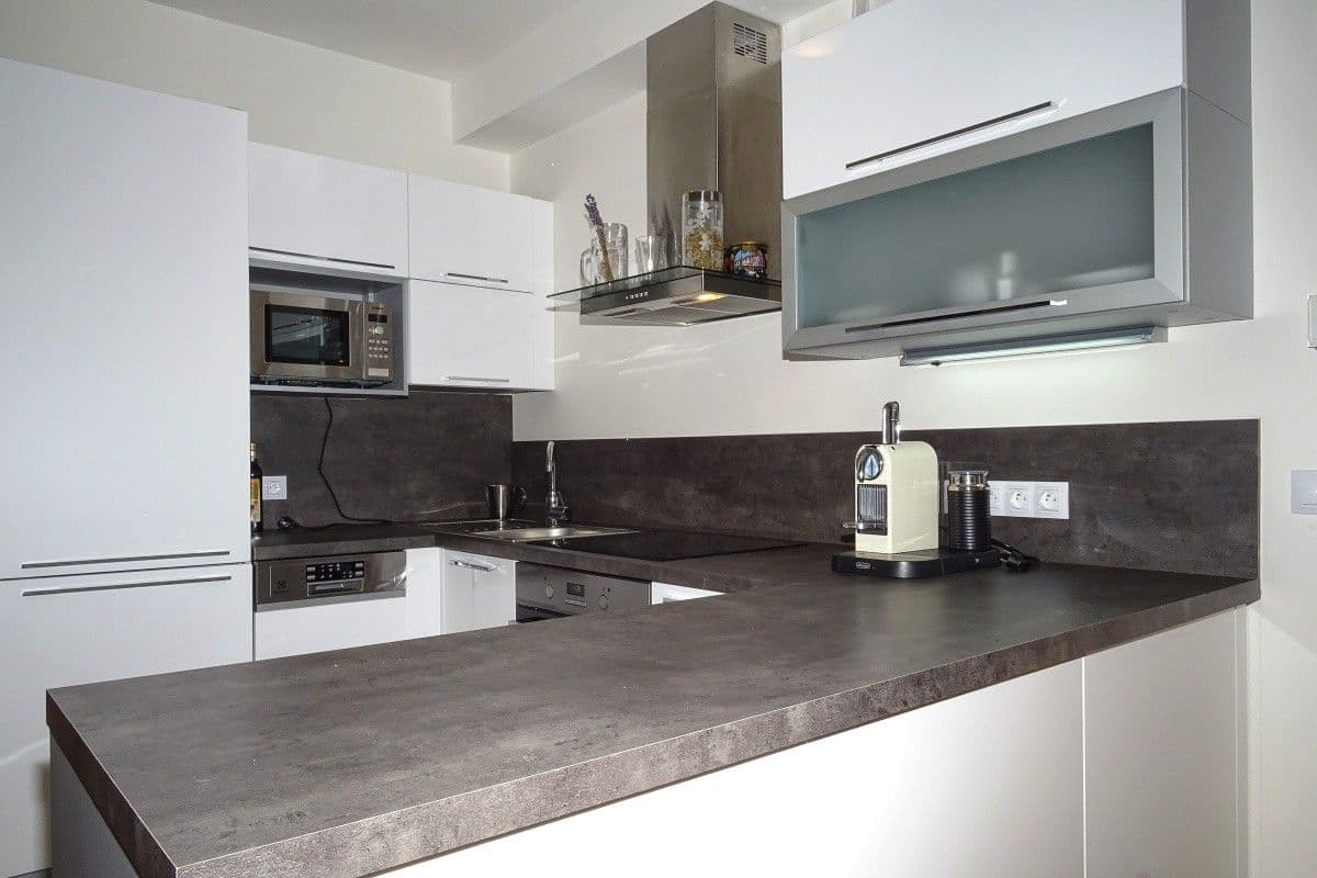 Prenájom bytu 2-izbový 54 m², Na Vysoké Ⅰ, Praha, Praha Prenájom bytu 2-izbový 54 m², Na Vysoké Ⅰ, Praha, Praha