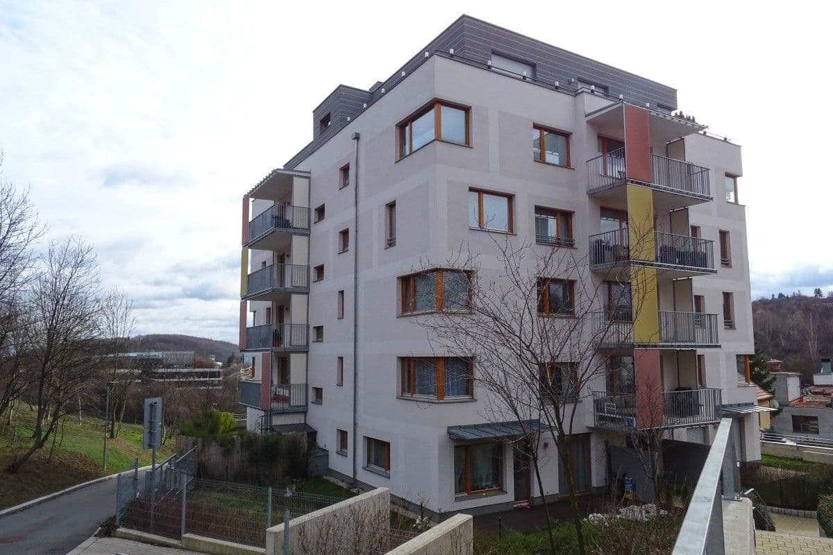 Prenájom bytu 2-izbový 54 m², Na Vysoké Ⅰ, Praha, Praha Prenájom bytu 2-izbový 54 m², Na Vysoké Ⅰ, Praha, Praha