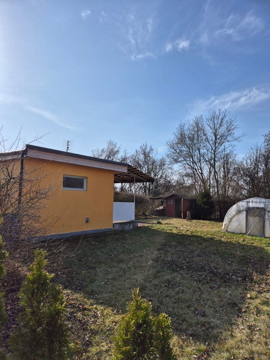 Predaj rekreačného objektu 18 m², pozemek 400 m², Průmyslová, Pardubice, Pardubický kraj Predaj rekreačného objektu 18 m², pozemek 400 m², Průmyslová, Pardubice, Pardubický kraj