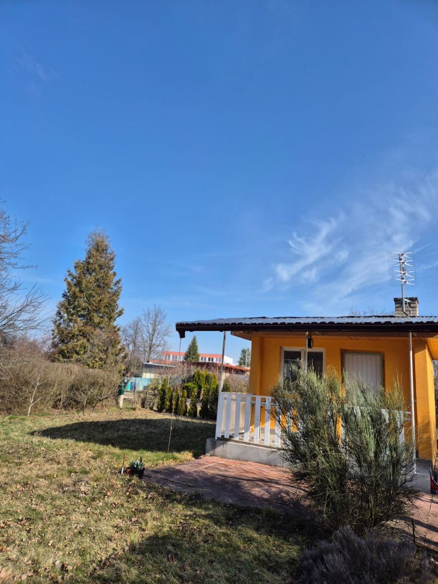 Predaj rekreačného objektu 18 m², pozemek 400 m², Průmyslová, Pardubice, Pardubický kraj Predaj rekreačného objektu 18 m², pozemek 400 m², Průmyslová, Pardubice, Pardubický kraj