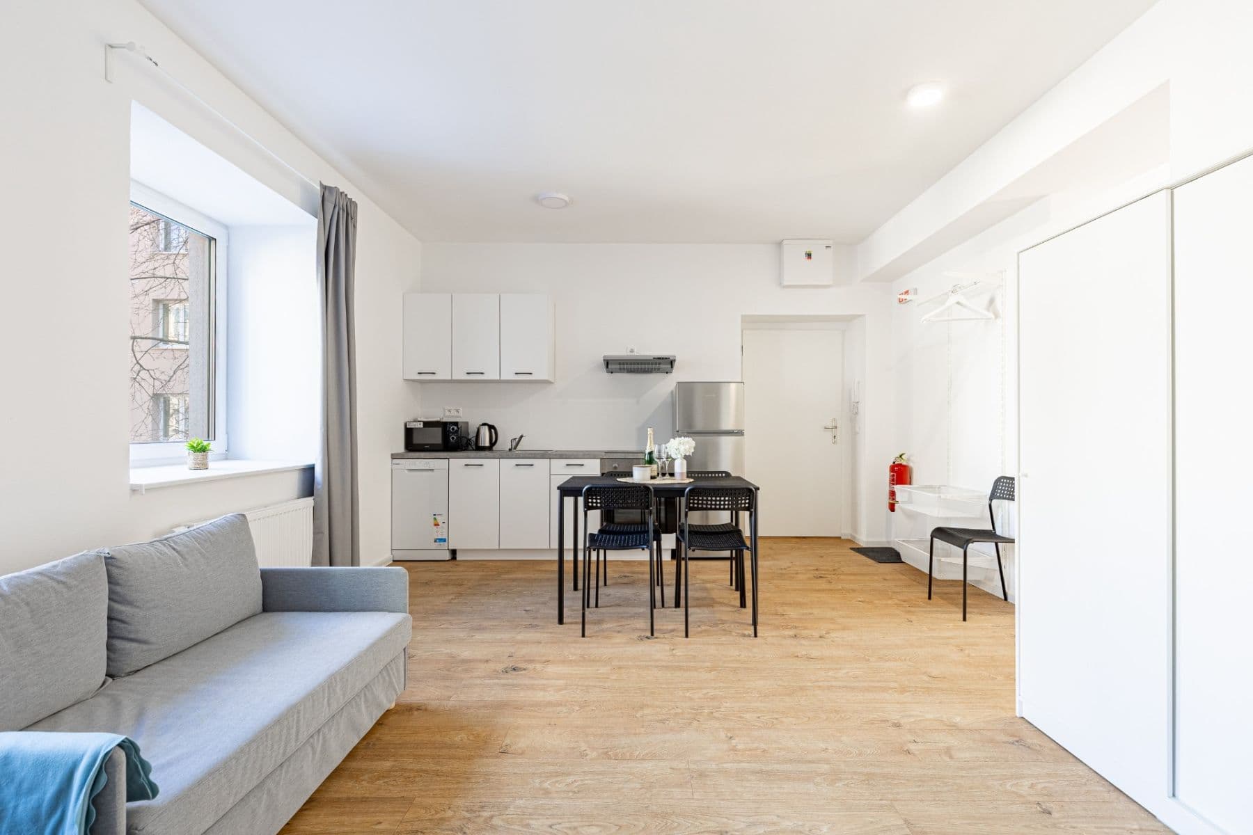 Prenájom bytu 2-izbový 42 m², Levická, Ružinov, Bratislavský kraj Prenájom bytu 2-izbový 42 m², Levická, Ružinov, Bratislavský kraj