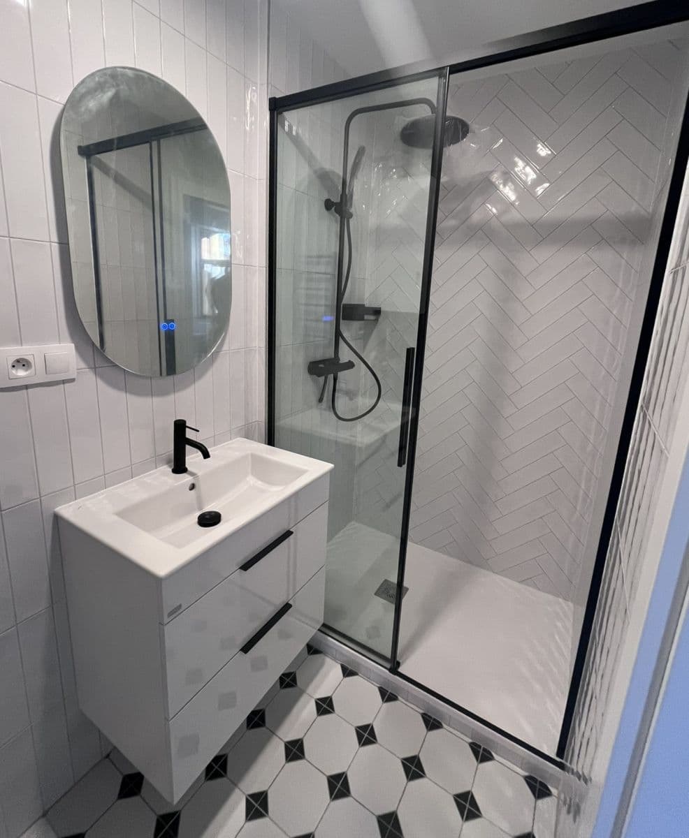 Prenájom bytu 2-izbový 74 m², Bělehradská, Praha, Praha Prenájom bytu 2-izbový 74 m², Bělehradská, Praha, Praha