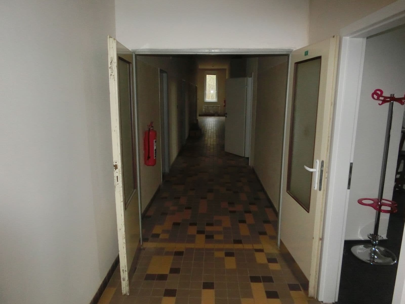 Predaj nebytového priestoru 800 m², Jiřího Potůčka, Pardubice, Pardubický kraj Predaj nebytového priestoru 800 m², Jiřího Potůčka, Pardubice, Pardubický kraj