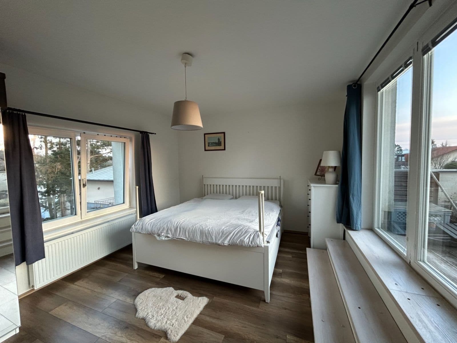 Prenájom bytu 3-izbový 80 m², Okruhová, Praha, Praha Prenájom bytu 3-izbový 80 m², Okruhová, Praha, Praha