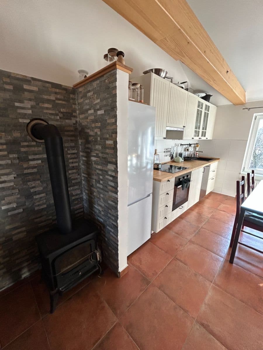 Prenájom bytu 3-izbový 80 m², Okruhová, Praha, Praha Prenájom bytu 3-izbový 80 m², Okruhová, Praha, Praha