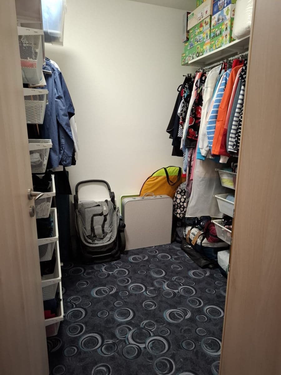 Predaj domu 191 m², pozemek 776 m², Čsl. armády, Holasice, Jihomoravský kraj Predaj domu 191 m², pozemek 776 m², Čsl. armády, Holasice, Jihomoravský kraj