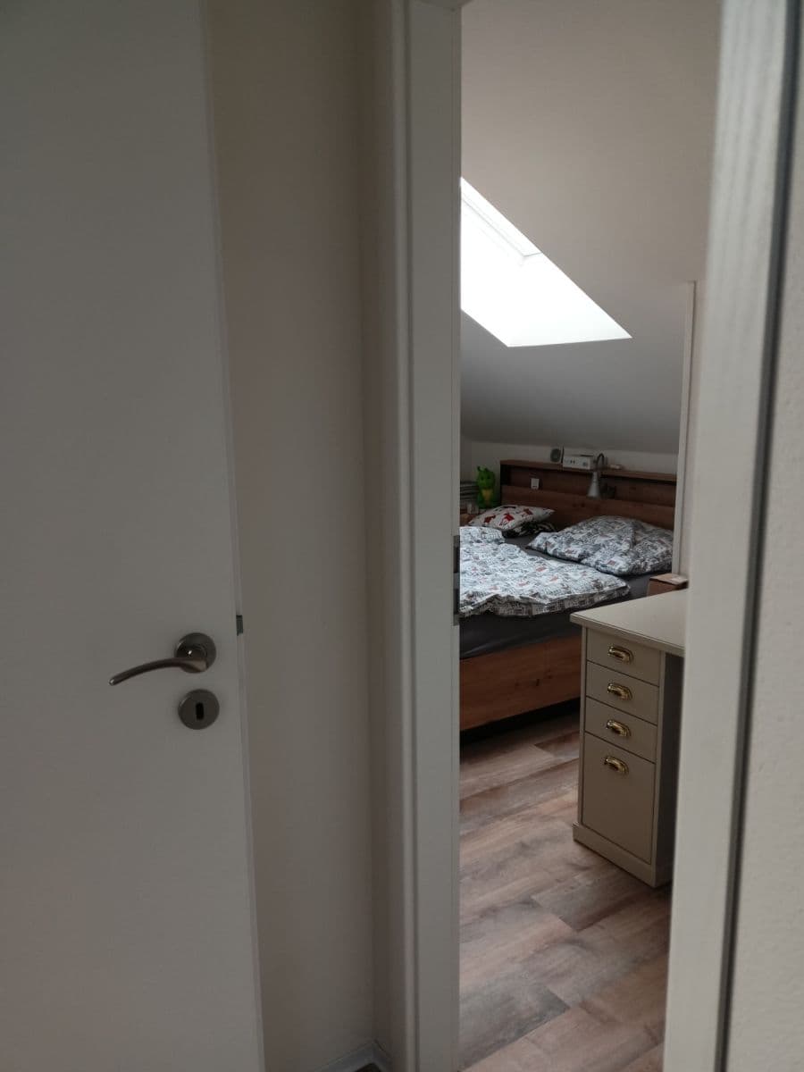 Prenájom bytu 3-izbový 68 m², V chaloupkách, Lety, Středočeský kraj Prenájom bytu 3-izbový 68 m², V chaloupkách, Lety, Středočeský kraj