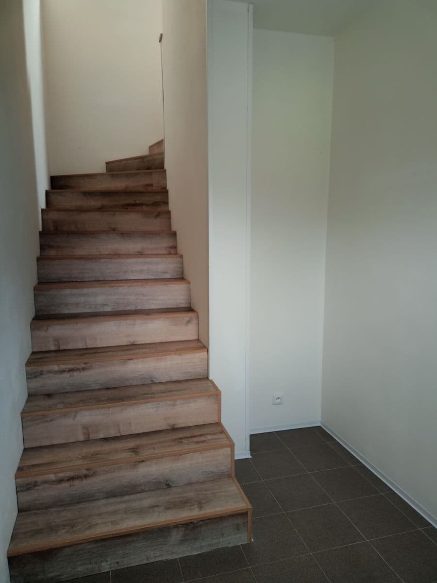 Prenájom bytu 3-izbový 68 m², V chaloupkách, Lety, Středočeský kraj Prenájom bytu 3-izbový 68 m², V chaloupkách, Lety, Středočeský kraj